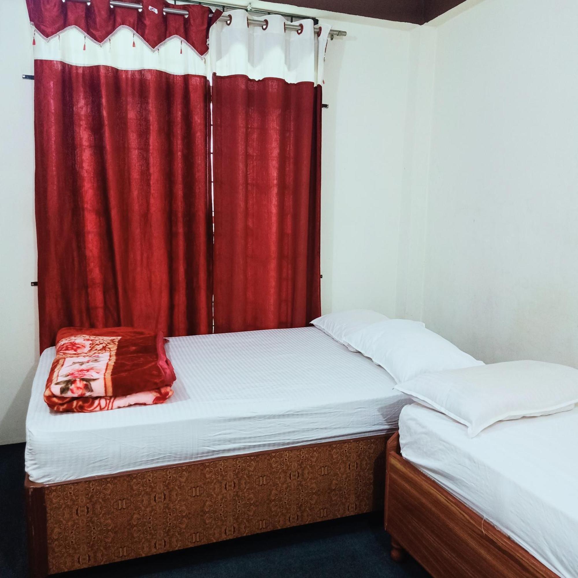 Diyalo Hotel And Restro Kohalpur エクステリア 写真